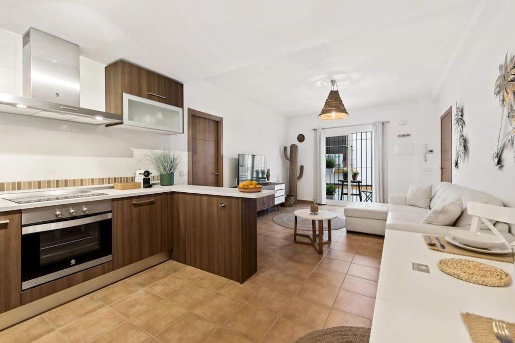 Luxe Appartement, Centrum Marbella, Vlak Aan Zee! Apartamento *